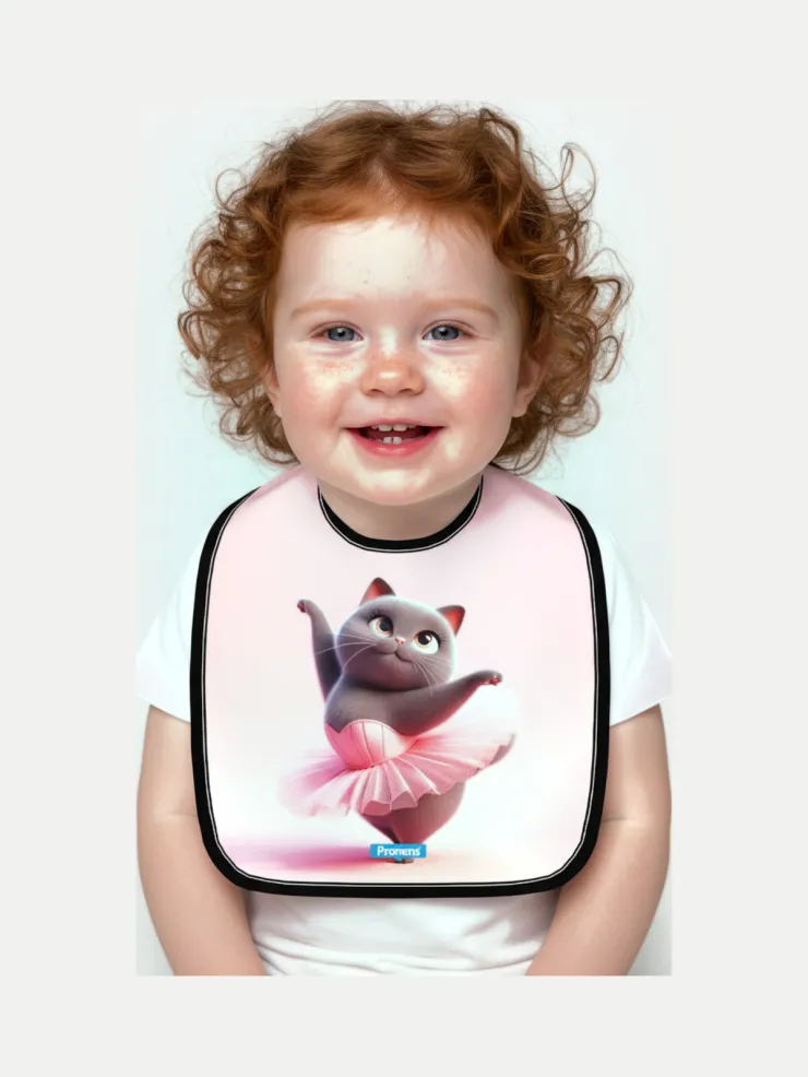 Babero microfibra impermeable Ballet, puesto por un bebé